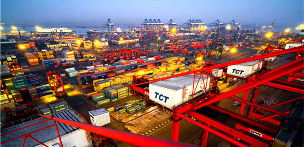 Tianjin Port sees foreign trade up 7.8 pct in Jan-April