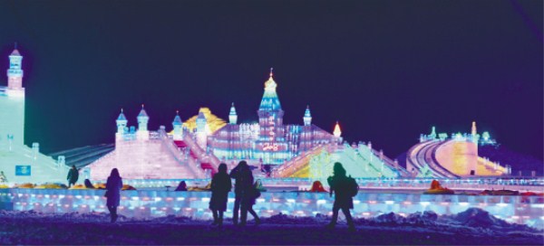International ice and snow festival opens in Shenyang