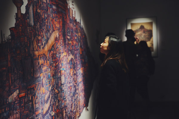 Man, 24, paints a unique industrial city in Shenyang