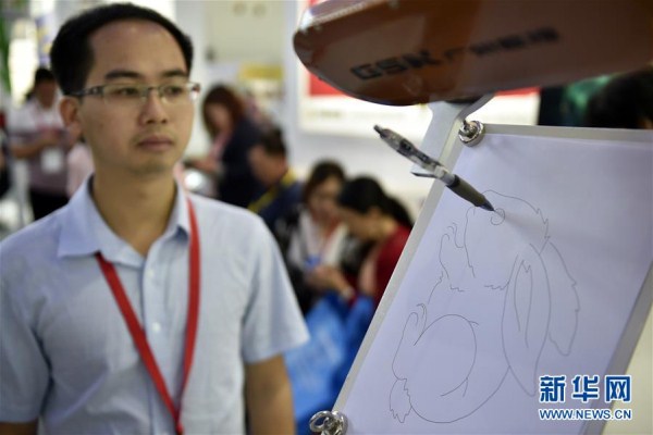 Robots take center stage at Shenyang manufacturing expo