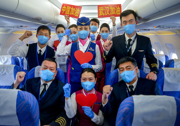 More medical staff, materials sent from Liaoning to Wuhan