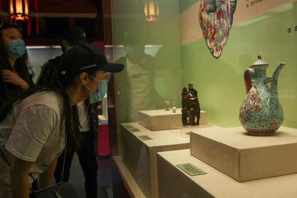 Shenyang expo showcases children's lives in Qing Dynasty