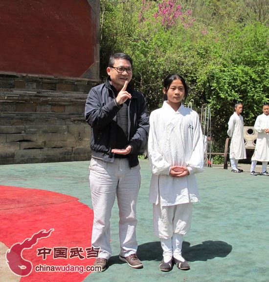 Foreigners in China shoots in Wudang