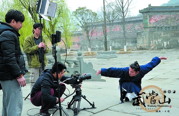 CCTV shoots kung fu at Wudang Mountains