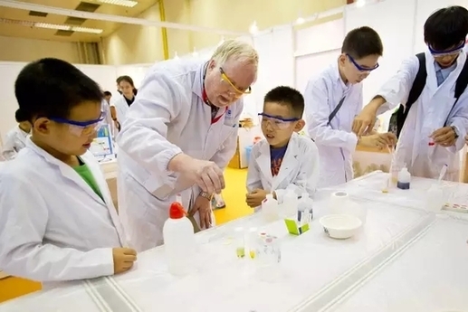 Science gets put on show in Xinjiang