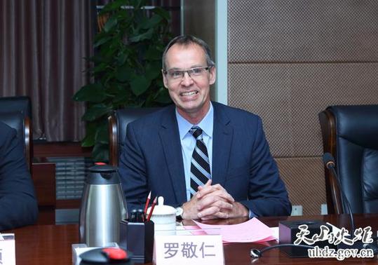 Watsons' Xinjiang headquarters to settle in Urumqi high-tech zone