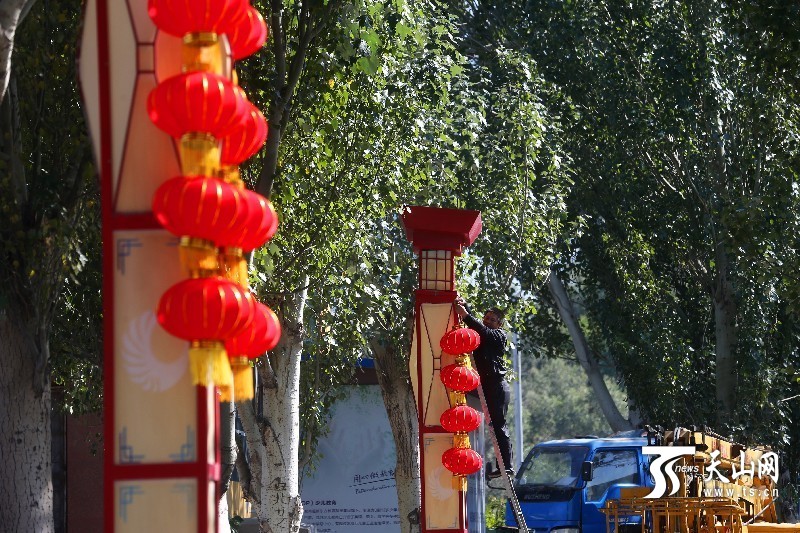 In pics: Urumqi festival atmosphere brimming over