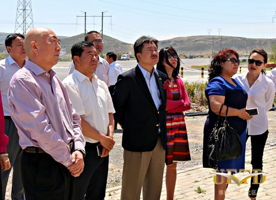 US chamber of commerce visits Toutunhe Economic and Development Zone