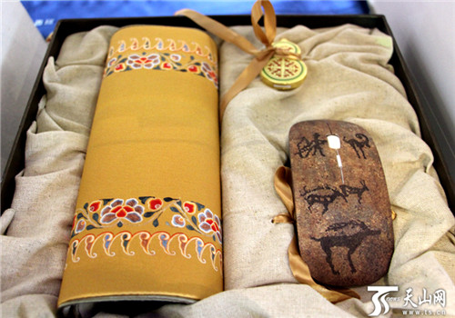 Xinjiang-featured products staged at intl cultural expo