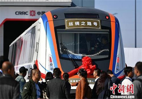 First Xinjiang-made metro train rolls off production line