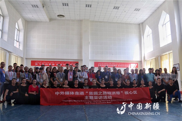 Intl media gain insights into Xinjiang, Silk Road Economic Belt