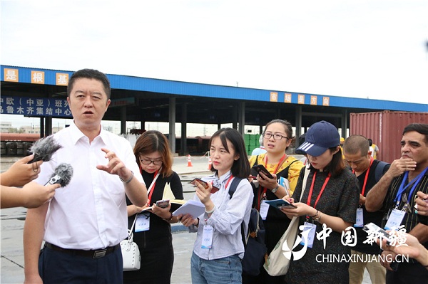 Intl media gain insights into Xinjiang, Silk Road Economic Belt