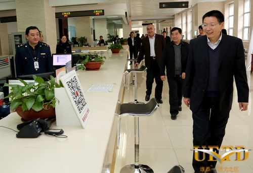 Urumqi's administration service center opens to the public after Spring Festival