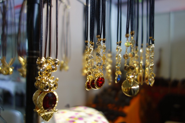 Handicraft works are highly welcomed at Yunnan Cultural Industry Expo