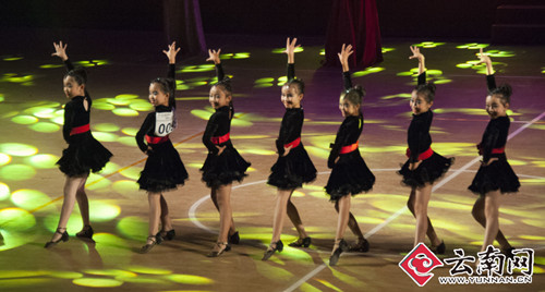 Ballroom dance on stage in Yunnan