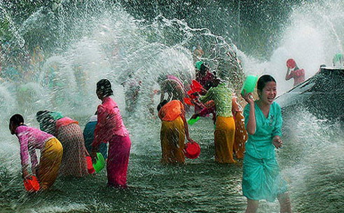 Water-Splashing Festival