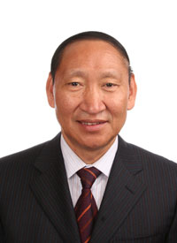 Chairman of Yunnan Committee of CPPCC<BR><STRONG>Luo Zhengfu</STRONG>