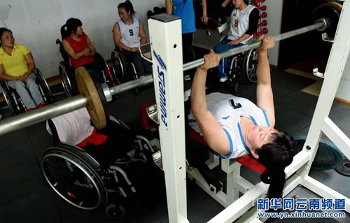 Yunnan women wheelchair basketball team trains in Kunming