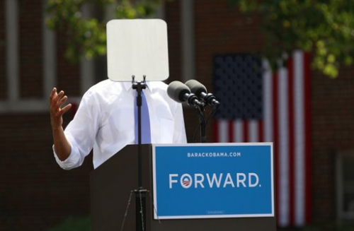 Obama, the teleprompter<BR>奥巴马'变身'提词器(图)