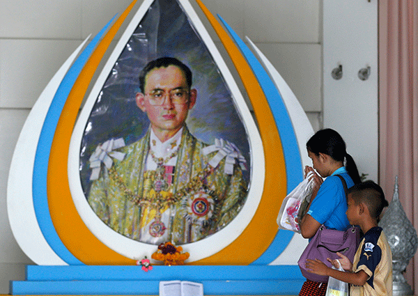 Thai king's health deteriorates
