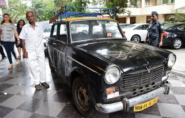 Mumbai's adored Padmini taxis near end of the road