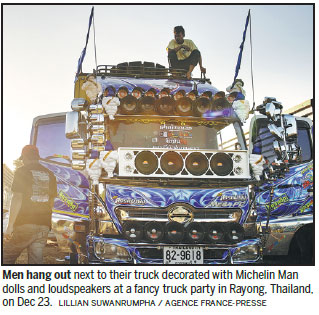 Truck art polishes image in Thailand