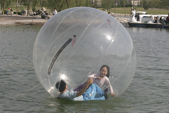 Travelling on water 