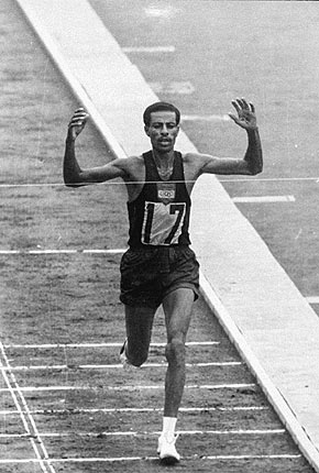 abebe bikila olympics olympic 1960 ethiopia marathon games rome 1964 runners barefoot tokyo running runner achievements ethiopian famous summer rudolph