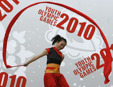 A performer dances before Singapore won its bid to host the 2010 Youth Olympics in Singapore February 21, 2008. Singapore will host the first Youth Olympics in 2010 after the city-state won 53 out of 97 postal votes, International Olympic Committee (IOC) president Jacques Rogge announced on Thursday. [Agencies]