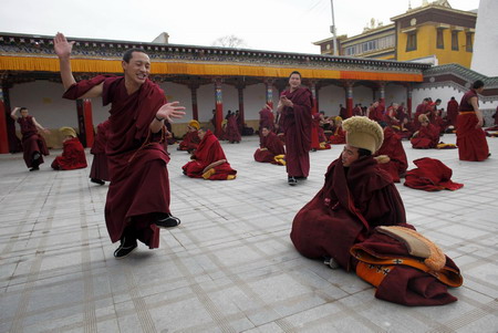 Exercising before Tibetan New Year