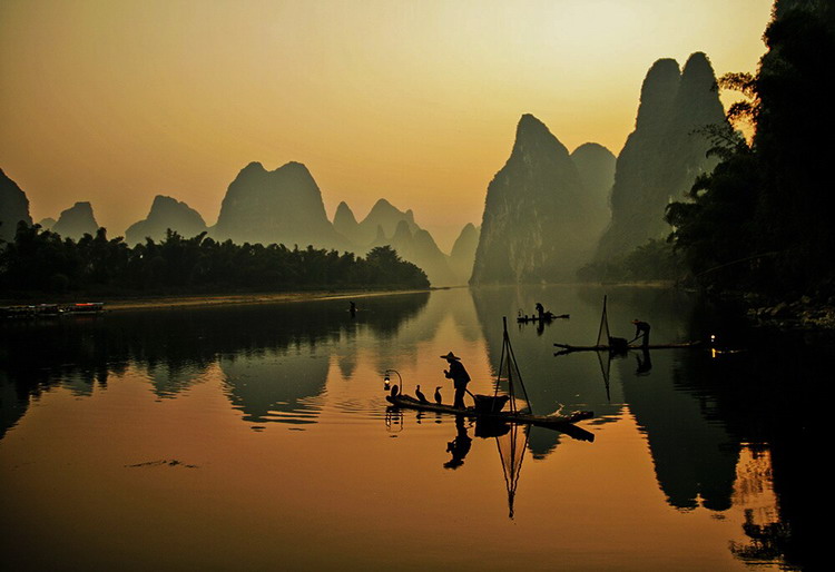 Yangshuo, um condado de karst landforms