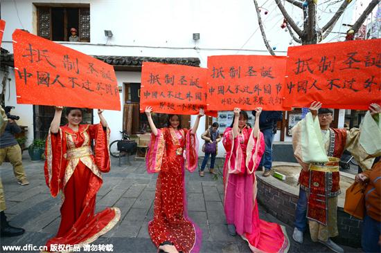 Hanfu, cultural revival or awkward 'time travel'?