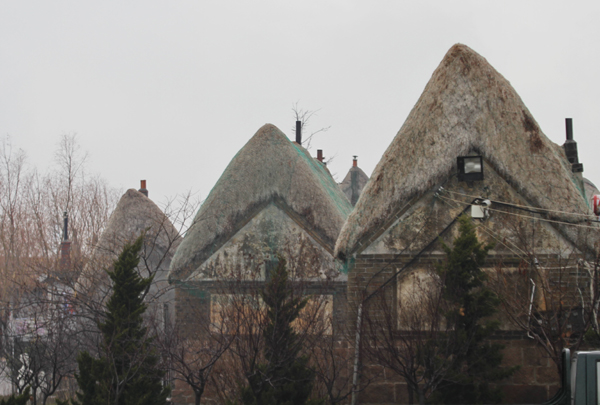 The charm of Rongcheng's ancient seaweed houses