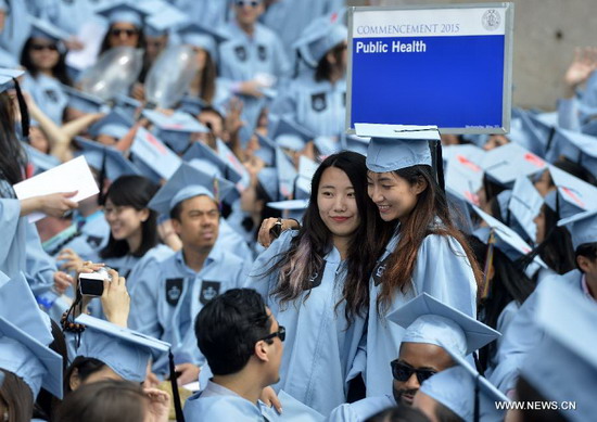 Why are Chinese students heading to the US?