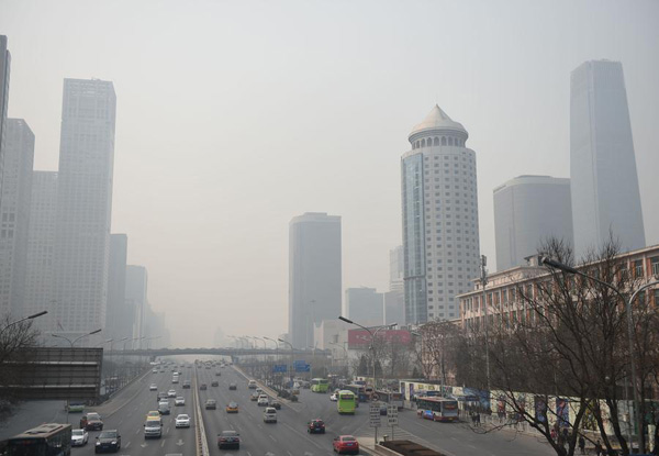 Smog-clearing tower just eyewash