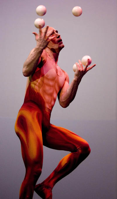 Ukrainian juggler Viktor Kee performs in Lisbon