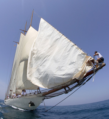 Schooner Invader 