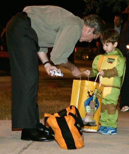 ,,trick or treat,,bush,,halloween,,