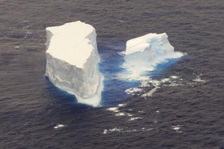 An iceberg floats in the Southern Ocean, south of Invercargill on New Zealand's south island in this undated handout photograph made available by the Royal New Zealand Air Force (RNZAF) on November 9, 2006. Scores of icebergs have floated to within about 300 km (186 miles) of New Zealand, with the largest measuring about 1.8 km (1.1 miles) in length and standing some 120 metres (360 feet) above water.