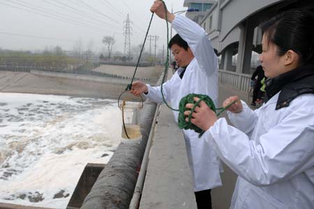 从2007年1月1日开始,力求每天精读一篇英语新