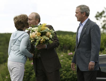 george w bush family photos. U.S. President George W. Bush