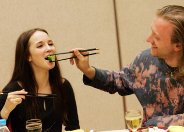 Russian girls enjoy Chinese food