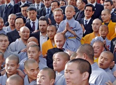 Putin tastes Shaolin kongfu in Henan
