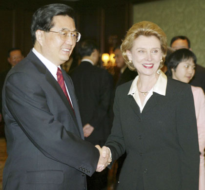 President Hu starts US visit