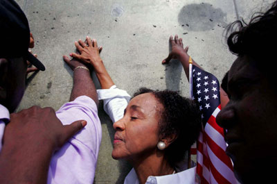 Residents honor Katrina dead