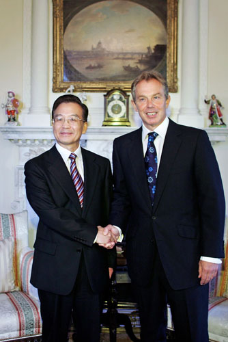 Premier Wen meets with British PM Tony Blair