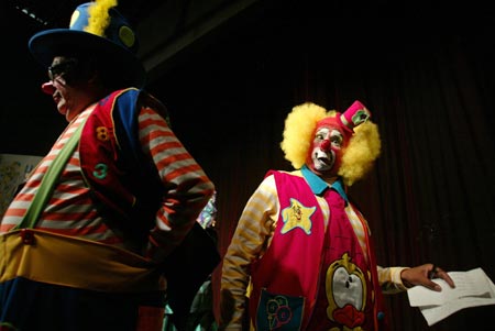 Clown Convention Opens in Mexico