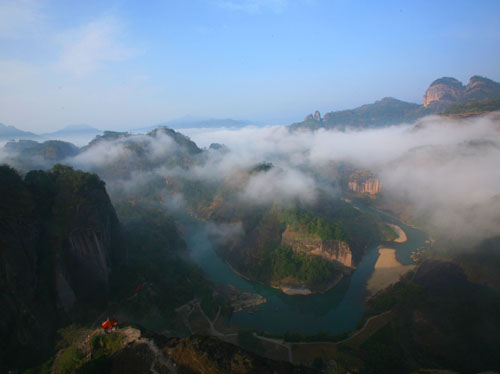 Wuyi Mountain in sea of clouds