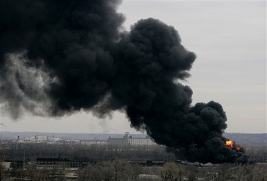 Kansas City chemical plant explodes 