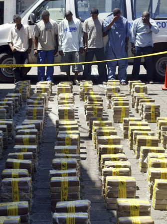 A ton of cocaine seized off Salvadoran coast